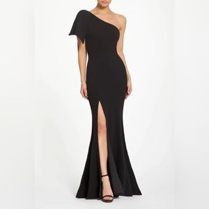 Dress the population Georgina black gown LBD